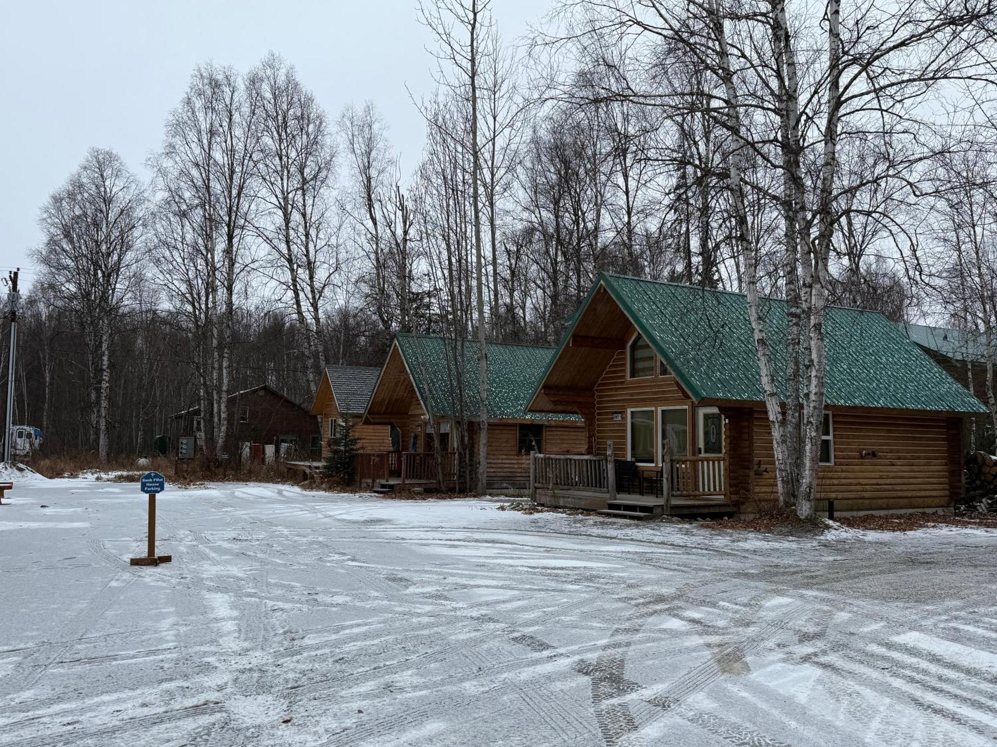 Talkeetna Log Cabin With Hot Tub Unit 1 Екстер'єр фото